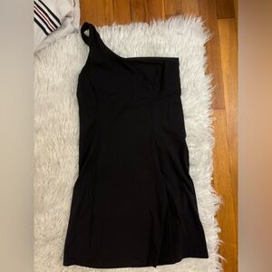 Outdoor Voices one shoulder dress in black. New condition!! Size small